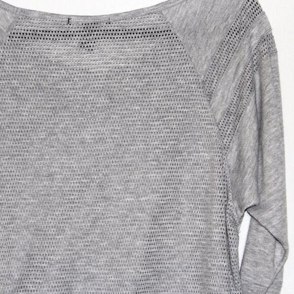 Jeweled Detail Top with Mesh Back Size Medium - Picture 4 of 4